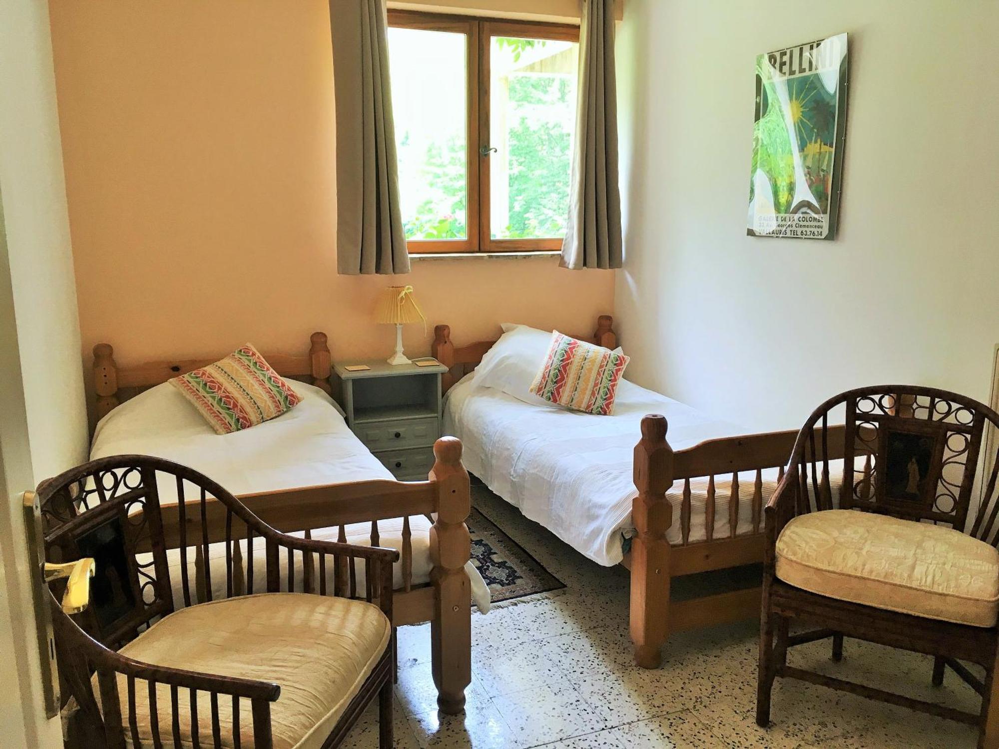 Chateau Du Fraissinet, 6 Gites Sleeping 2-8 Guests, Pool And River On Site La Tronche  Extérieur photo