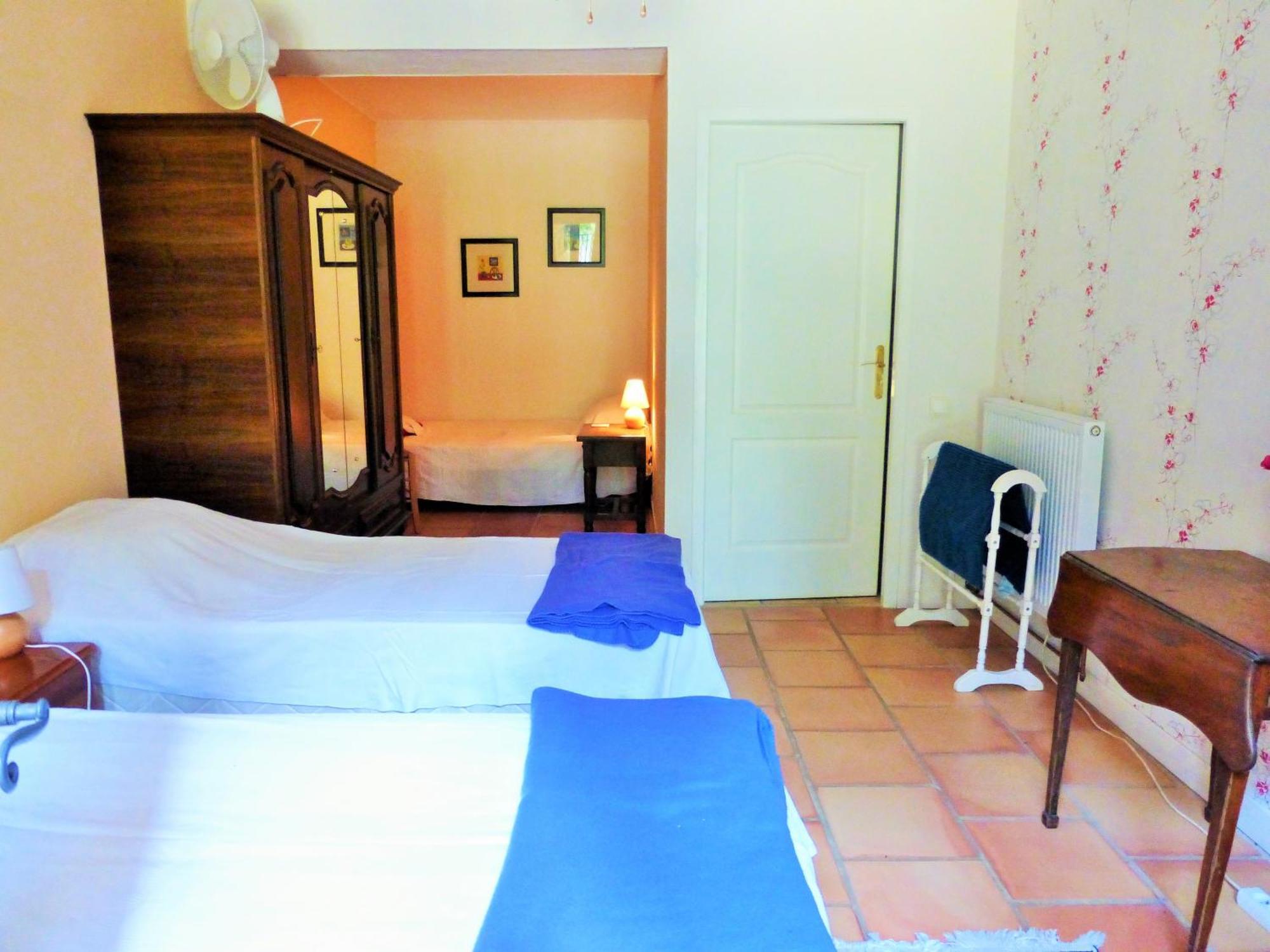 Chateau Du Fraissinet, 6 Gites Sleeping 2-8 Guests, Pool And River On Site La Tronche  Extérieur photo