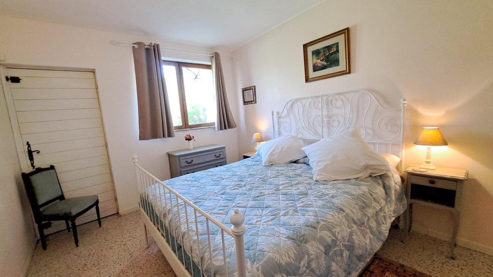 Chateau Du Fraissinet, 6 Gites Sleeping 2-8 Guests, Pool And River On Site La Tronche  Extérieur photo