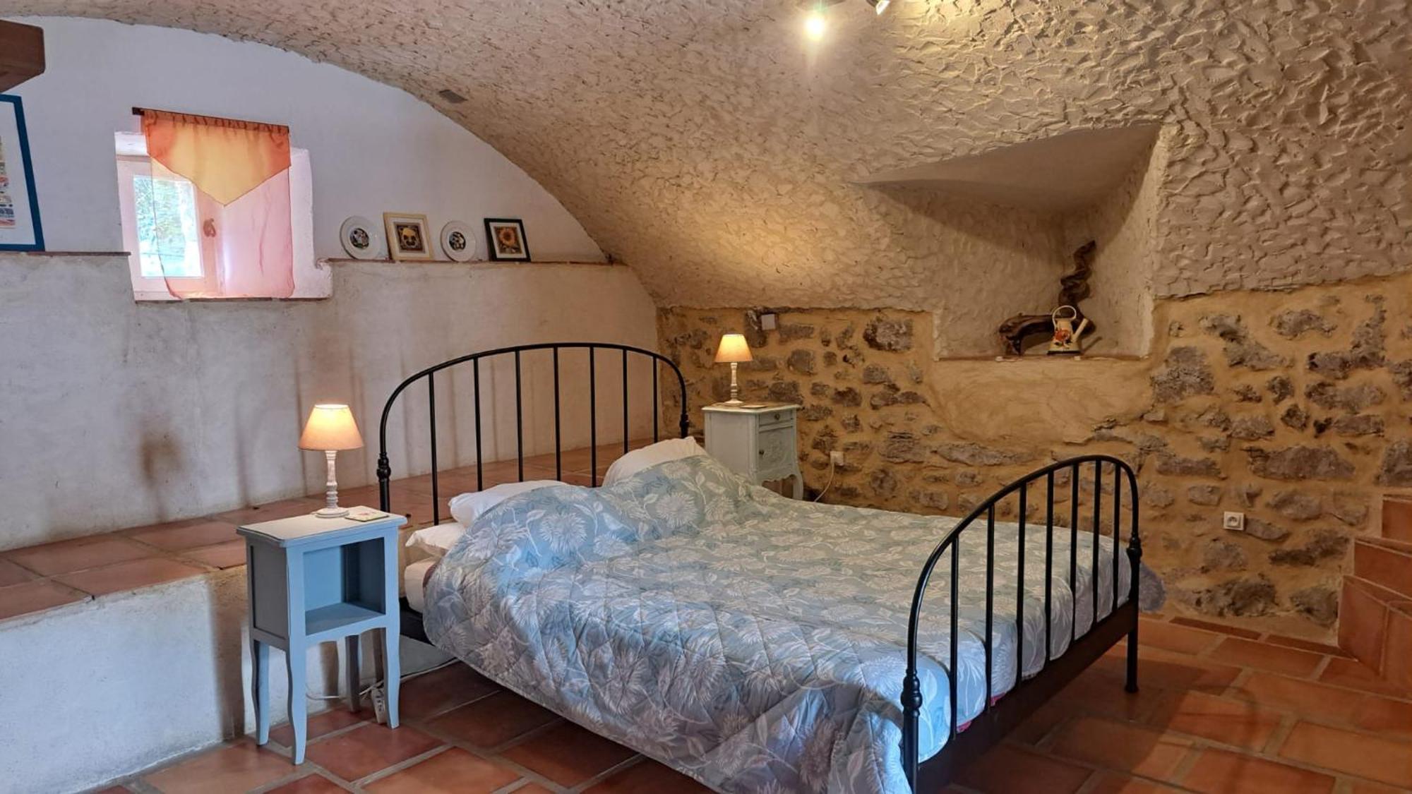 Chateau Du Fraissinet, 6 Gites Sleeping 2-8 Guests, Pool And River On Site La Tronche  Extérieur photo